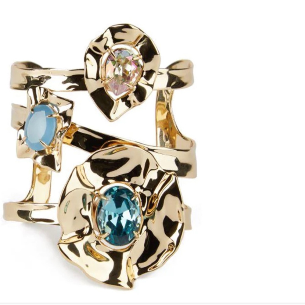 Beautifully made statement bracelet